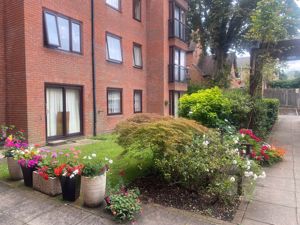 Photo 1- click for photo gallery